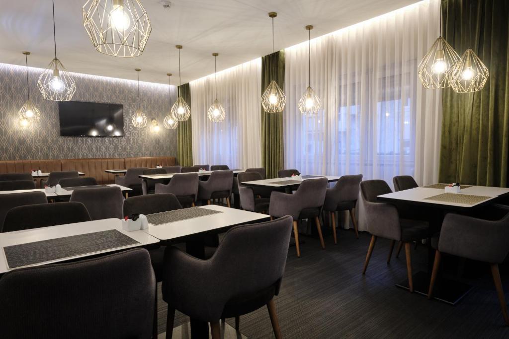salon hotel duplo